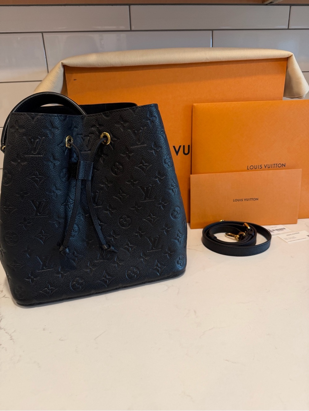 Louis Vuitton NeoNoe MM